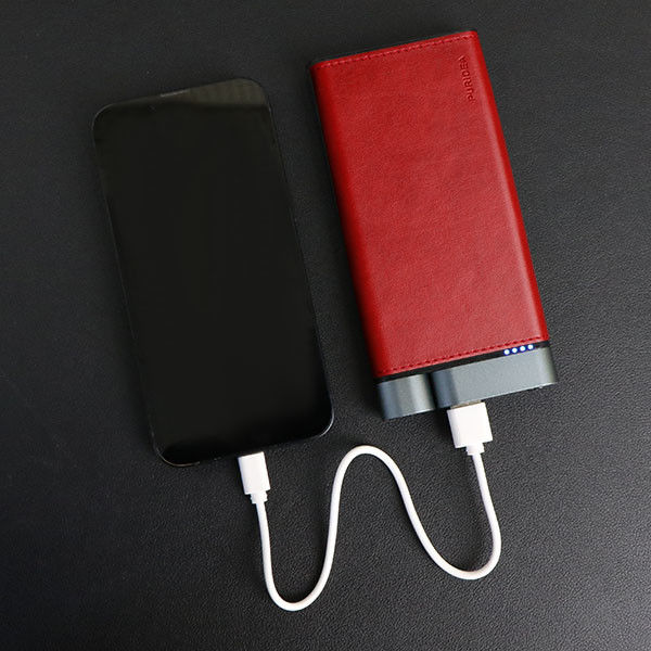 10000mAh Metal Power Bank Lederafwerking Patentontwerp Lichter Type