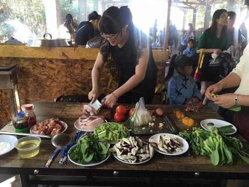 穿到民国吃瓜看戏书包网,吃瓜看戏，笑谈风云岁月